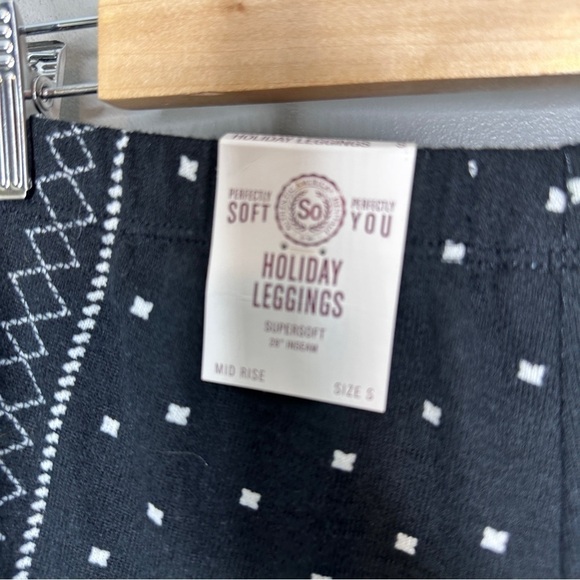 NWT So Holiday Print Leggings - Picture 3 of 5